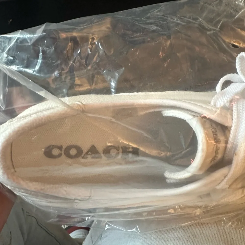 Shoes - Picture 3 of 5